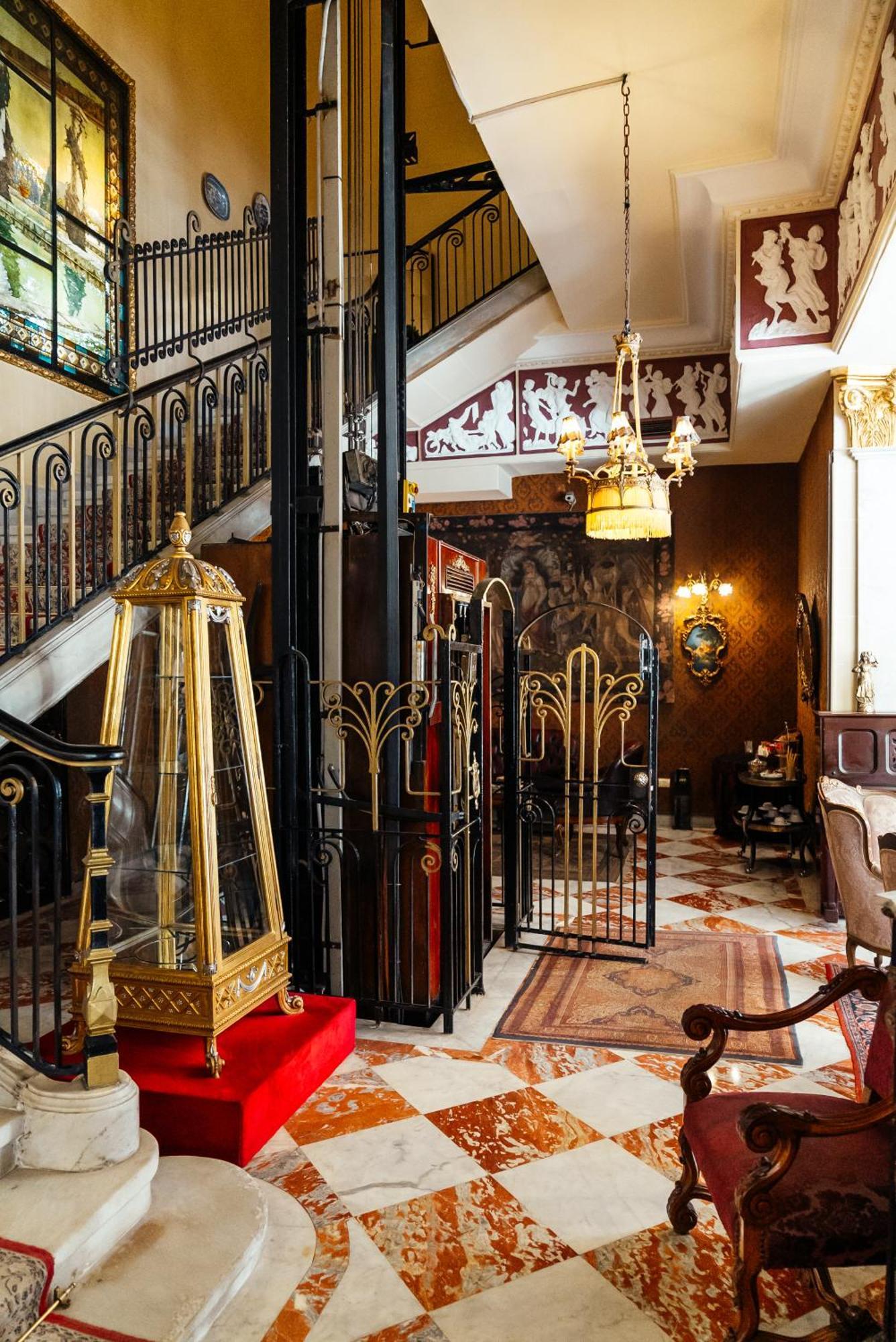 Hotel Le Metropole Luxury Heritage Since 1902 By Paradise Group